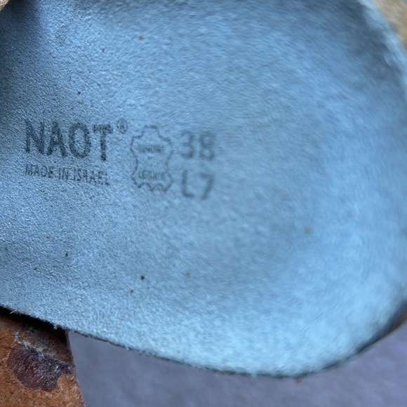 Naot sandals. All leather, back adjustable strapped sandals in silver and gold. - Picture 7 of 7